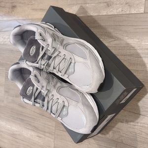 New Balance M2002RJD. Men's 10.5